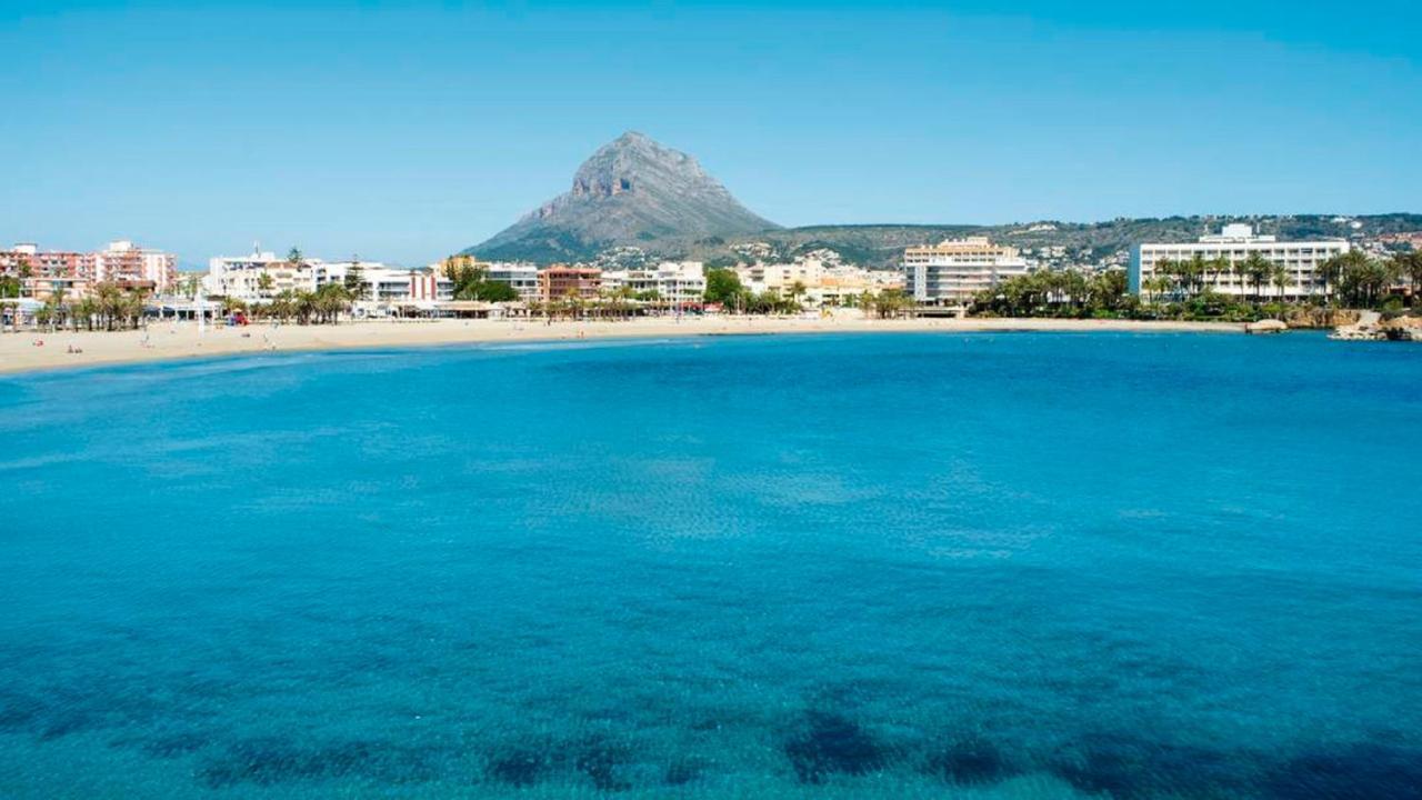 Villa Margarita - A Tranquil Oasis With Large Private Pool Javea Dış mekan fotoğraf